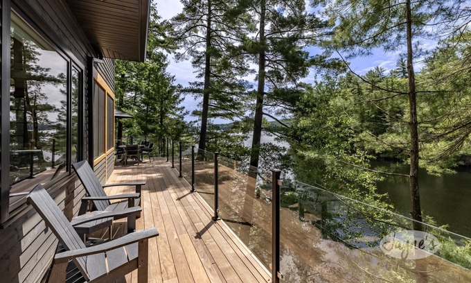 Rosseau Cottage | 5 bed 3 bath cottage on Lake Rosseau