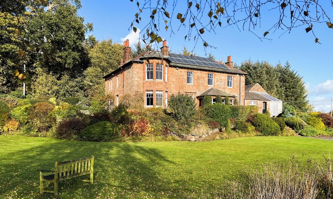 Newbridge Cottage | 5 bedroom accommodation in Kirkdale