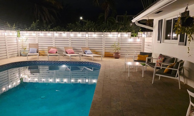 Coral Ridge Isles House | 5-bedroom in Fort Lauderdale! Heated Salt water pool w endless amenities