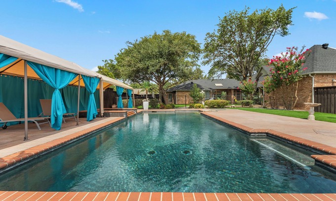 Plano House | 5-Bedroom Luxury Villa ,Top Location! for Your Dream Stay!
