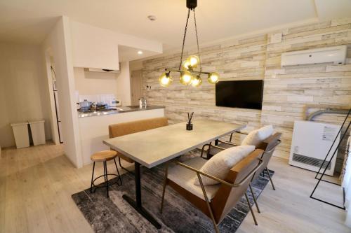 Kita Ward Apartment | 5 Bedrooms Apartments In Shin-Kotoni