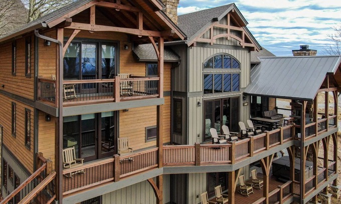 Banner Elk House | 5 Cubs Lodge at Eagles Nest