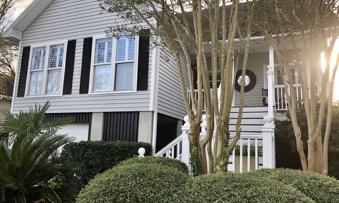 Old Village House | 5 KING BEDS! OLD VILLAGE LOCATION!nClose to Beaches, Shem Creek and Charleston