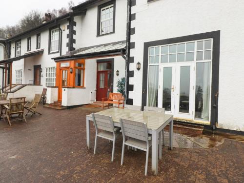 Thornthwaite Apartment | 5 Ladstock Hall
