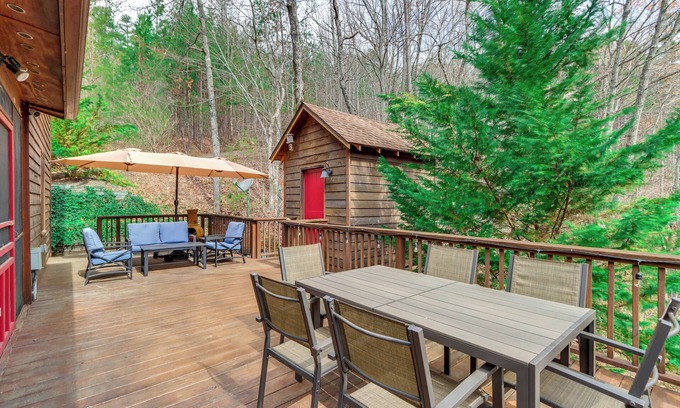 Murphy Cabin | 5 Mi to Cherokee Lake: Pet-Friendly Cabin w/Deck!