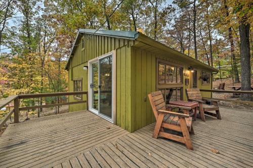 Huntingdon House | 5 Mi to Raystown Lake Launch Lucas McCain Cabin