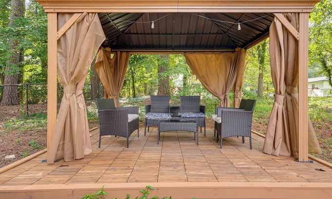 Marietta Cottage | 5 Mi to Town: Pet-friendly Retreat in Marietta!