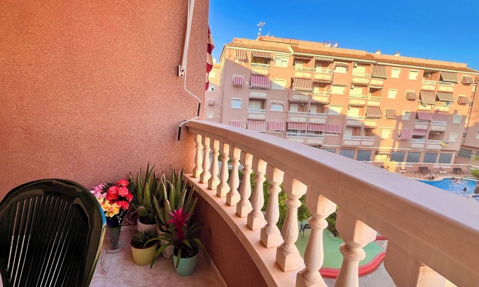 Santa Pola Apartment | 5 min from the sea Pool - WiFi - Flamingos - 2BR