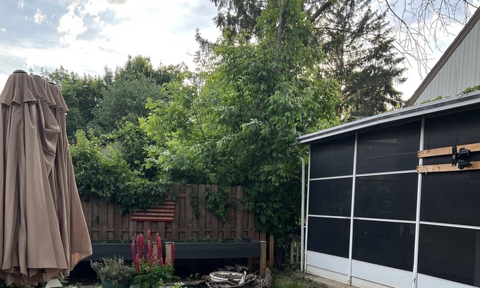 Canandaigua House | 5 minute walk to the lake and 7 minute drive to Canadaigua.