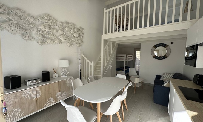 Saint-Denis-d'Oleron House | 5 minutes from the beach modern house