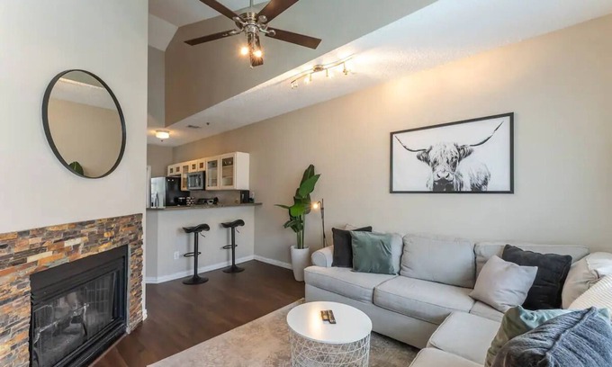 Dallas Condo | 5 minutes from DAL Airport! Renovated 2 Bed 2 Bath Condo with Pool
