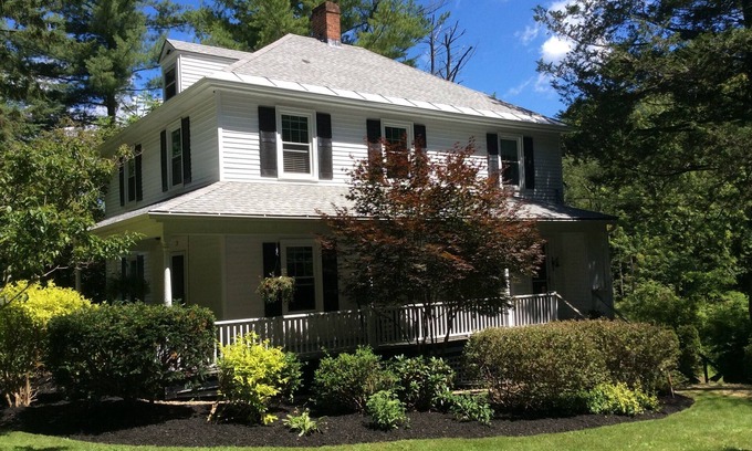 Lenox House | 5 STAR CASUAL ELEGANCE for 5 STAR GUESTS