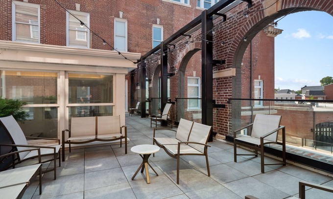 Near Southside Apartment | 5-Star MC Suite II Central 5 mins to downtown STL