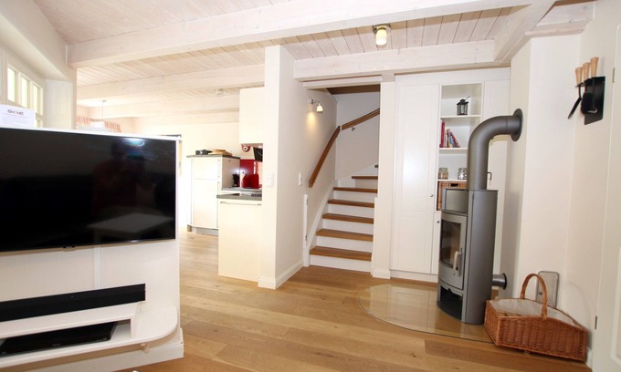 Wyk auf Foehr House | 5-star vacation home with approx. 80 sqm living space on the ground and upper floor