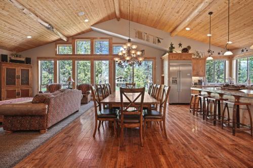 Sunriver House | 5 Vine Maple