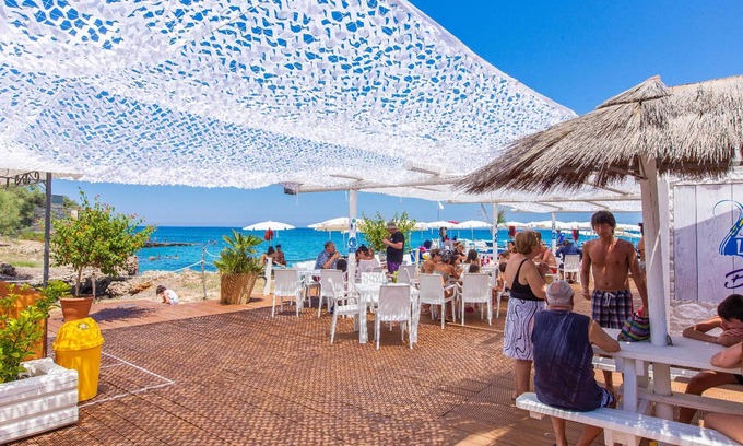 Specchiolla House | 50 m from the sea- for families- two bathrooms- veranda- air conditioning