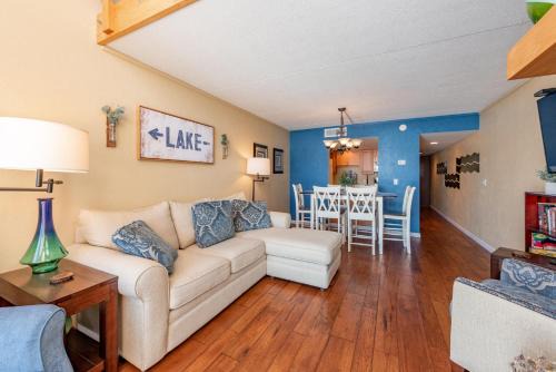 Harper House | 505F - Lakefront 3 Level Condo with 3 Bedrooms, 2 Baths