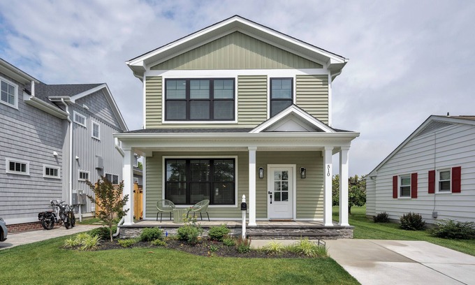 Lewes House | 510 duPont Avenue - Brand New House In-Town Lewes!