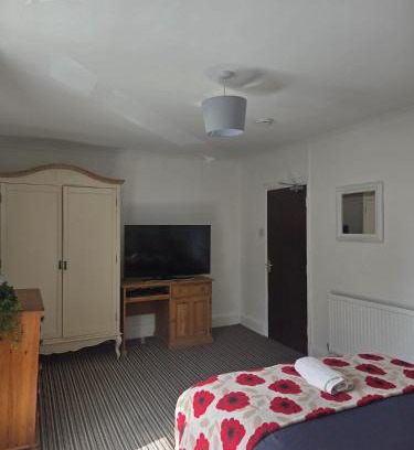 St. Thomas House | 52 - room 4 - city view