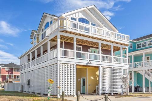 Kill Devil Hills House | 5202 - Sunflower Siesta