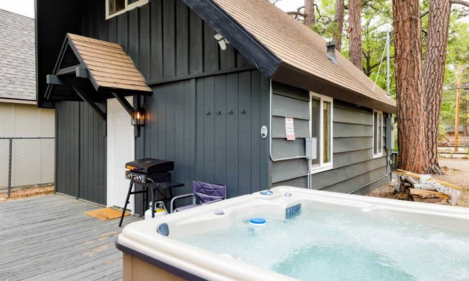 Sugarloaf Cabin | 54 m² Cabin ∙ 1 bedroom ∙ 4 guests