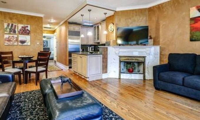 Gold Coast Apartment | 57 #3 - Gold Coast Getaway Suite 3 - Sleeps 6
