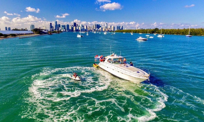 Seybold Boat Rental | 58' Luxury Yacht for Rent in Miami