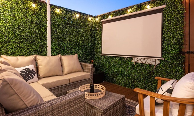 Midtown Ocean City House | 5BR OceanView O/D Space/Movies, Pool, Bikes, Gear