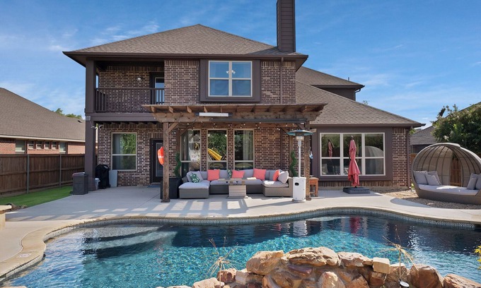 Denton County House | 5BR Resort-Pool & Private Playground; Great home base for 2026 FIFA World Cup