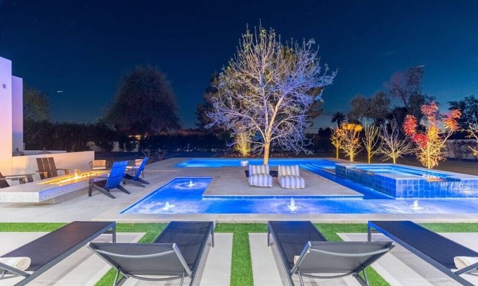 La Tierra Estates House | $5M Lux Estate|5BR w/En-Suites|Pickleball|Pool|Spa