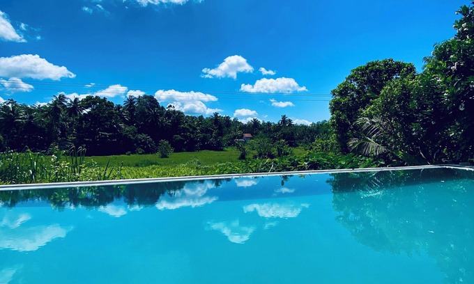 Unawatuna Hotel | 6-bedroom hotel in wonderful Unawatuna with AC and non AC