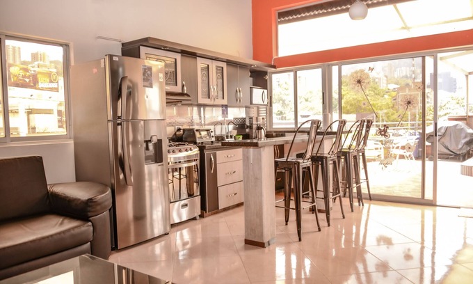 El Poblado Apartment | 6 Bedroom Penthouses 2 Hot Tubs Guests YES and Free. Great views.