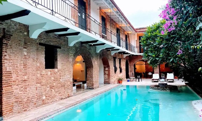 Zona Colonial Villa | 6-bedroom villa in brilliant Santo Domingo with WiFi, AC, fitness room, pool.