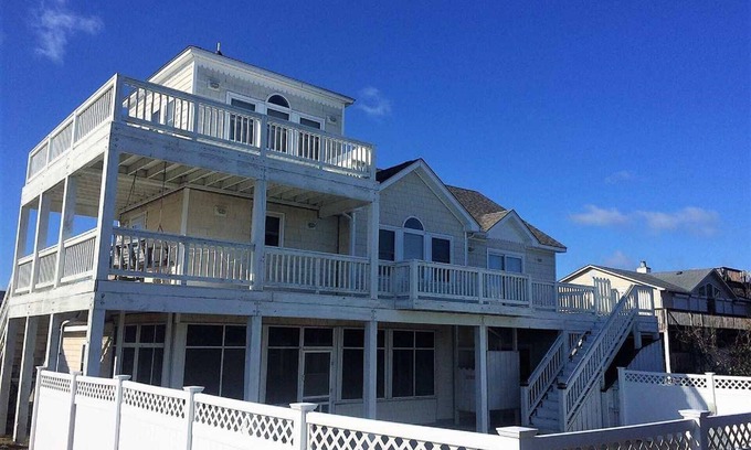 Sea Scape House | 6 BR OCEAN VIEW - PRIVATE POOL & HOT TUB; FREE LINENS; POOL TABLE; SLEEPS 12