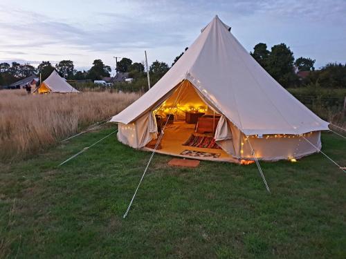 Saltburn-by-the-Sea House | 6 Guests - Bell Tent - Wood Stove - Views