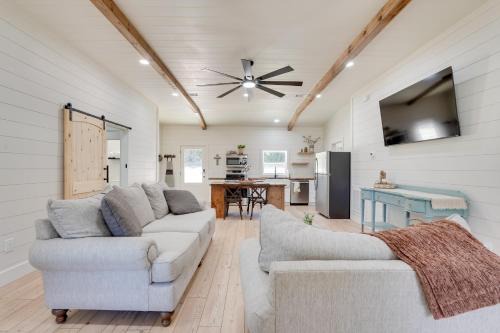 Millen House | 6 Mi to Magnolia Springs SP! Modern Cottage Living