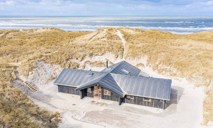 Henne Strand House | 6 person holiday home in Henne