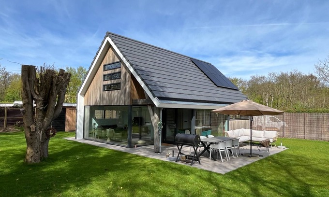 Ouddorp Villa | 6 persons - 2 badkamers