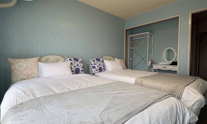 Kanazawa Apartment | 602Twin room with shower room 2 semidouble beds Near Kanazawa Castle Park/Kanazawa Ishikawa