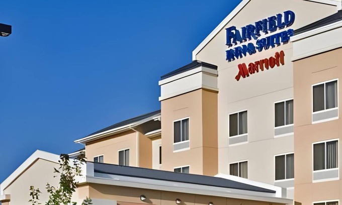 Buena Park Hotel | 61 m² Hotel ∙ 127 guests