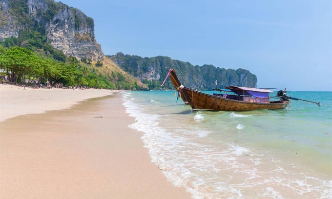 Krabi Hotel | 625 m² Hotel ∙ 2 guests