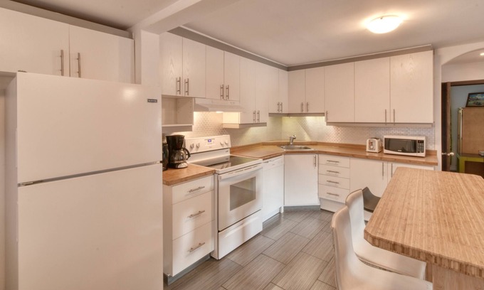 Sainte-Foy-Sillery-Cap-Rouge House | #645 - Full House in Sillery, Awesome, Confortable House