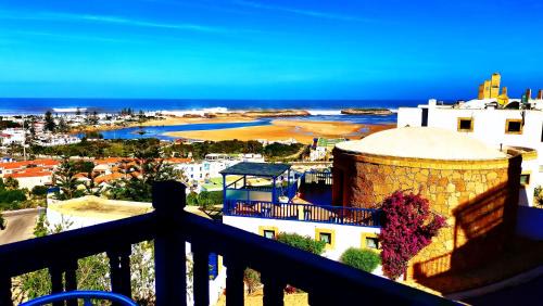 Oualidia Apartment | 65 triplex vue sûr mer avec trois piscines Pour familles seulement célibataire non accessible
