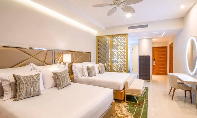 Palmilla Resort | ✩ 667ft² Suite ✩ Private Balcony with Hammock & Seating ✩ Relaxing Getaway ✩
