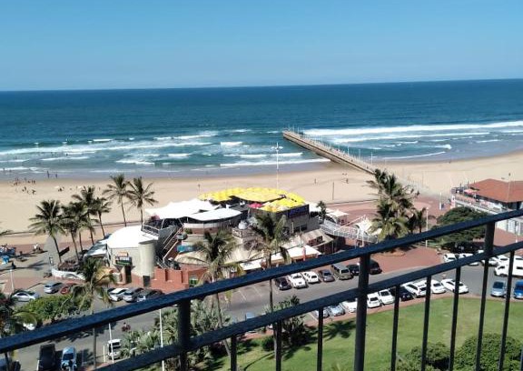 North Beach Apartment | 66Windemere self catering apartments