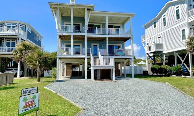 Yaupon Beach House | 6BR 4.5BA House, 2nd Row, Ocean Views, Pool, Sleeps 12