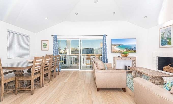 West Newport Condo | 6BR Beach House with A/C | Sunny Patio | Balcony with Ocean Views!