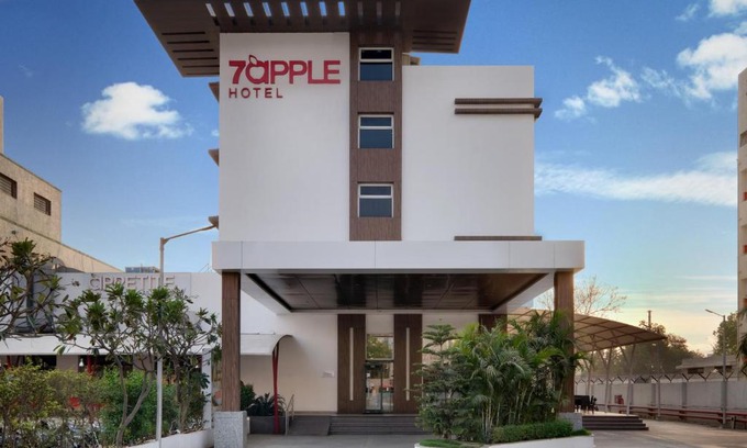 Vadodara Hotel | 7 Apple Hotel, Vadodara