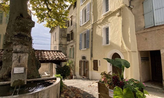 Barjols House | 7 Bedroom Private vacation home in Barjols