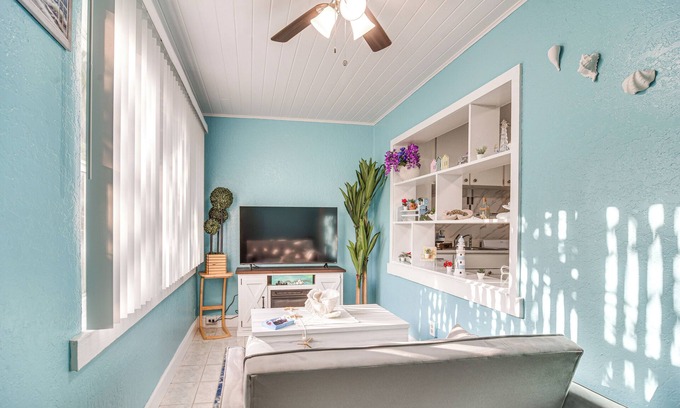 St. Pete Beach Apartment | 7 Mi to Dtwn: Cozy Studio in St Pete Beach!